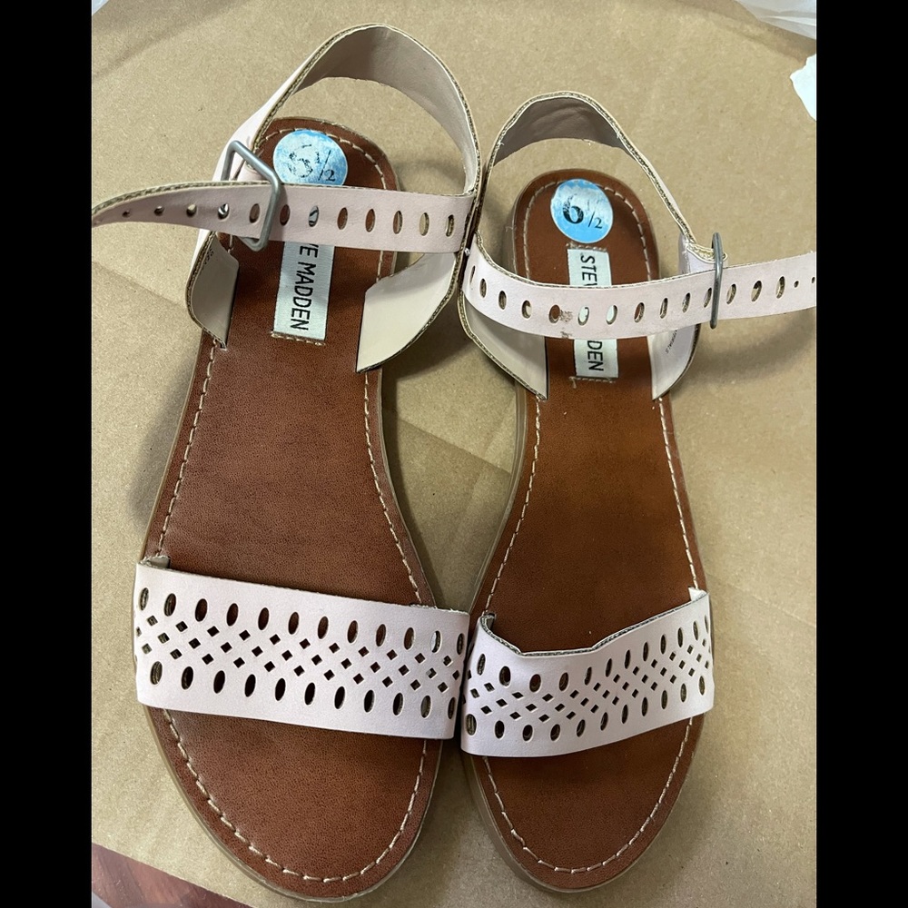 Steve Madden light pink sandals